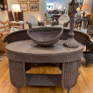 Antique Wicker - table and planter #DR100