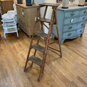 Antique ladder #JW186
