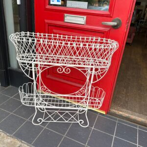 #53 WIT Metal Planter