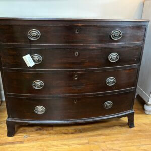 KM136 English Chest of Drawers