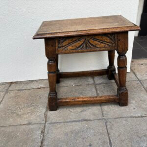 #156KM English Joint Stool