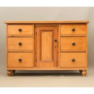 KN6 - 31 English Pine Dresser Base