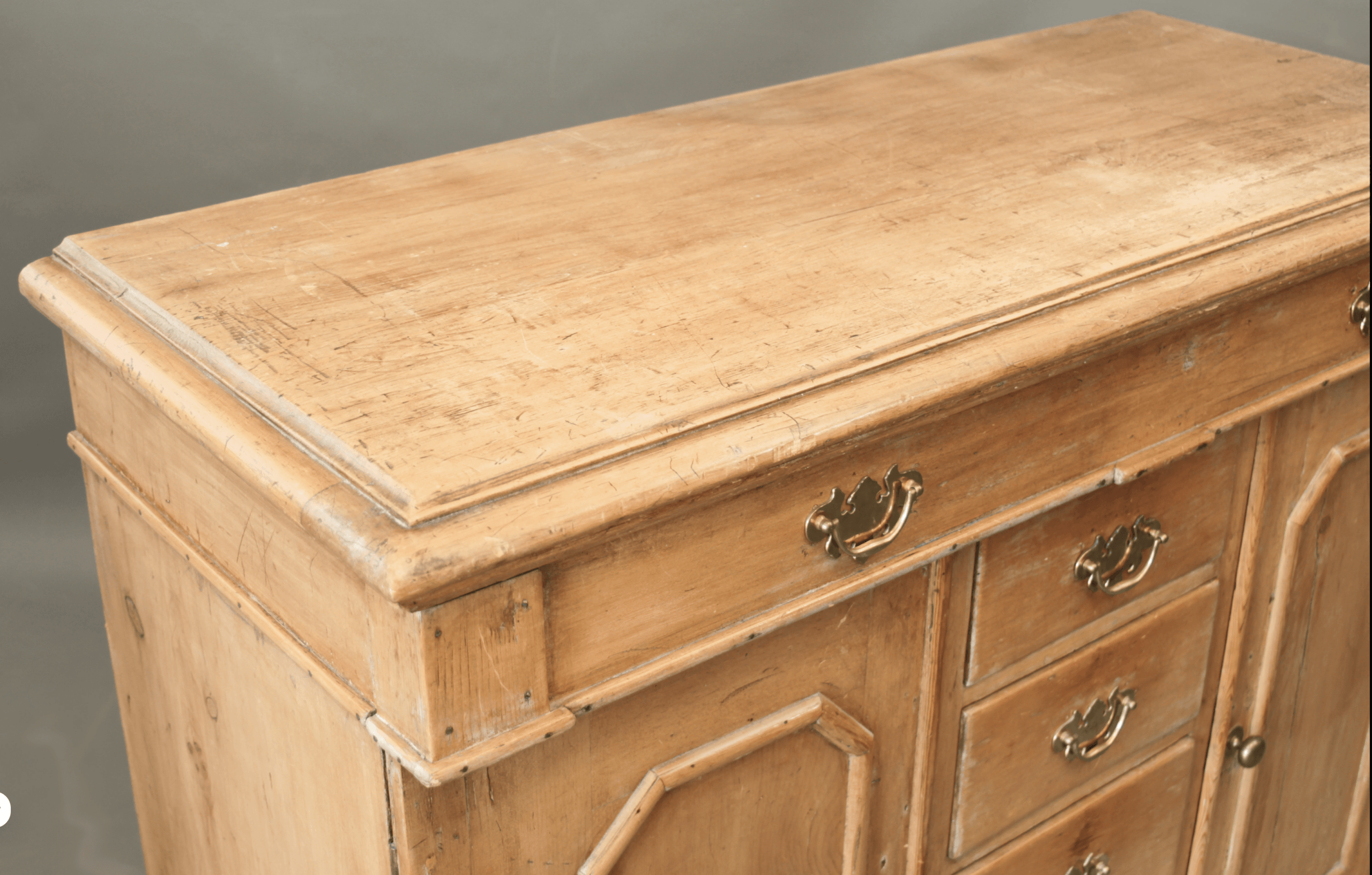 KN6-32 English Pine Dresser Base - Image 2