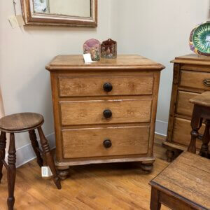 #202KM English Pine Chest of Drawers c1890